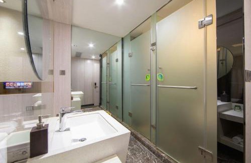 Guangzhou Hotel | Paco Hotel Tianhe Coach Terminal Metro Satation Guangzhou-Free Shuttle Bus for Canton Fair