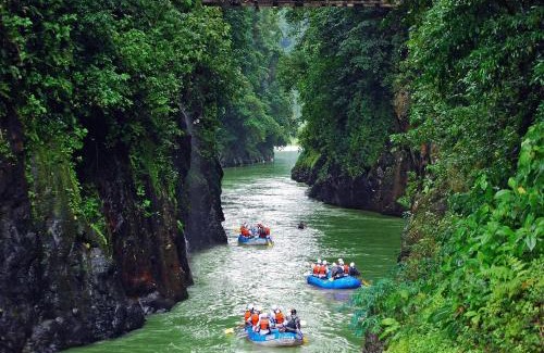 Pacuare River Cabina | Pacuare Lodge by Böëna