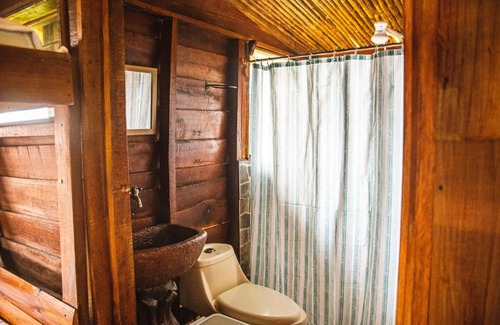 Tres Equis Cabina | Pacuare Mountain Lodge