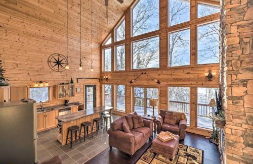 Hayward Casa | Paddle Ready Hayward Lake View Retreat with BBQ
