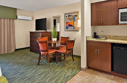 Crystal River Hotel | PaddleTail Waterfront Lodge, Trademark Collection by Wyndham