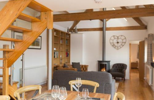 Bridgnorth Casa | Paddock Barn, Bridgnorth - A modern converted barn