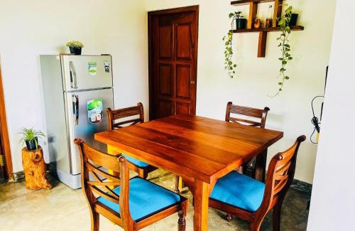 Unawatuna Apartamento | Paddy Green Villa Unawatuna Close by Sri yoga shala