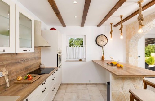 Garica Casa | Paesana Heritage House by Interhome