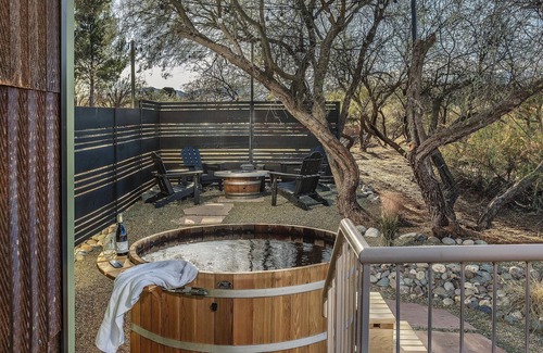 Cornville Casa | Escape Phoenix heat at our Oak Creek sanctuary, summer temps are 10-15°F cooler and 20°F @ the water