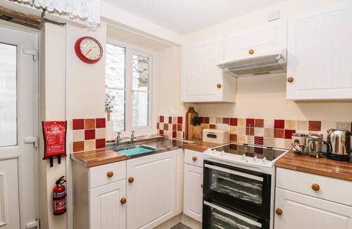 Hay on Wye Cabaña | PAGE-TURNER'S COTTAGE, pet friendly in Hay-On-Wye