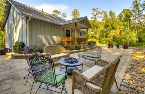 Tiger Casa | Painted Skies Upscale Getaway By Lake Burton!