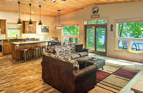 Minocqua Casa | Pair-a-Docks Landing
