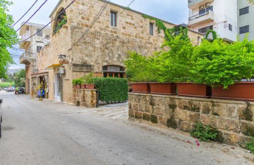 Batroun Apartamento | Paira's Chic Apartments & Studio in Batroun