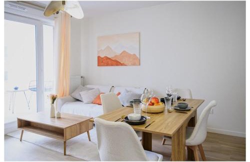 Romainville Apartamento | Paisible 3 pièces, proche de Paris avec parking