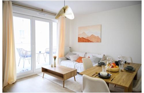 Romainville Apartamento | Paisible 3 pièces, proche de Paris avec parking