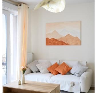 Romainville Apartamento | Paisible 3 pièces, proche de Paris avec parking