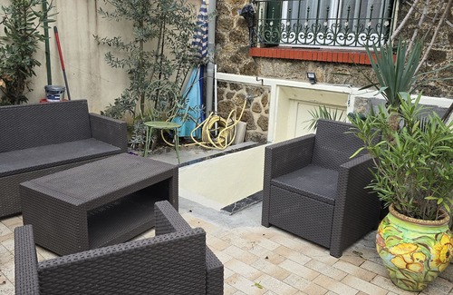 Bondy Apartamento | Paisible Studio. Proche de Tout Commerces, Services et Transports