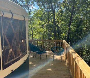Topton Otro | Pala Chino Yurt - Next to Nantahala Weddings