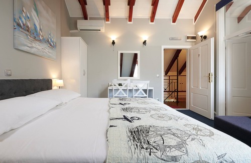 Trogir Casa | Palace Central Square