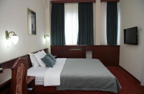 Kosancicev Venac Hotel | Palace Hotel