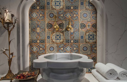 Saints Constantine and Helena Hotel | Palace Hotel - Sunny Day Resort