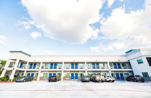 Humble Hotel | Palace Inn Blue-IAH East