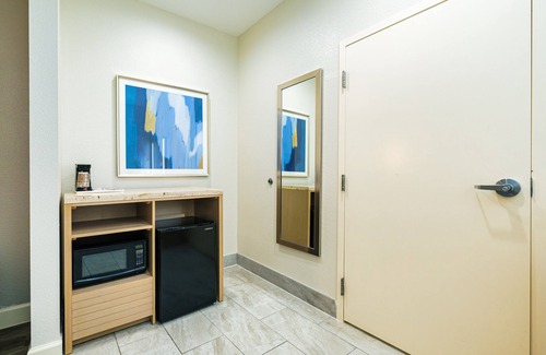 Humble Hotel | Palace Inn Blue IAH East