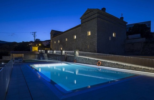 Cendea de Olza Villa | Palacio para grandes familias y grupos
