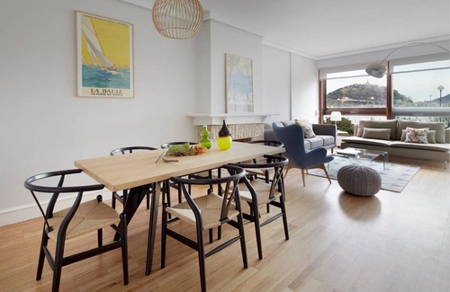 Antiguo Apartamento | Palacio Miramar by FeelFree Rentals