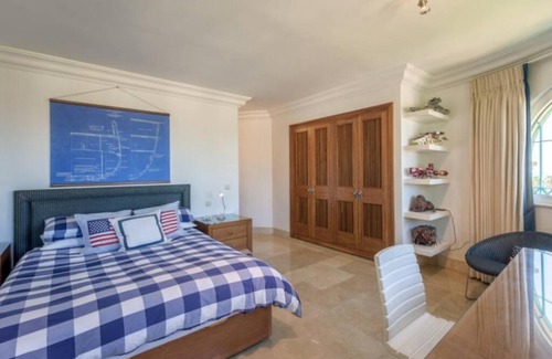 Urbanización Hacienda las Chapas Villa | Palatial Villa in Hacienda Las Chapas, Marbella