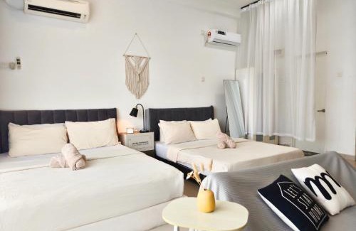 Taman Mount Austin Apartamento | Palazio Mount Austin studio with Balcony 4 plus 1pax with TV box 5mins AEON 3a06
