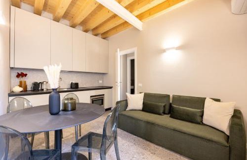 Vicenza Apartamento | PALAZZO CIVIDALE Suite in the City Center