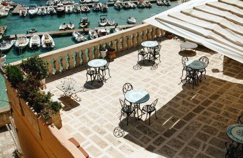 Otranto Historic Centre Cama Y Desayuno | Palazzo De Mori