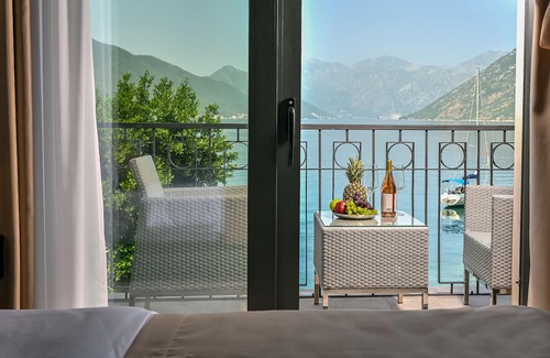 Dobrota Hotel | Palazzo del Mare - Essenza