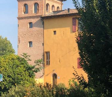 Molinella Complejo | Palazzo delle Biscie - Old Tower & Village