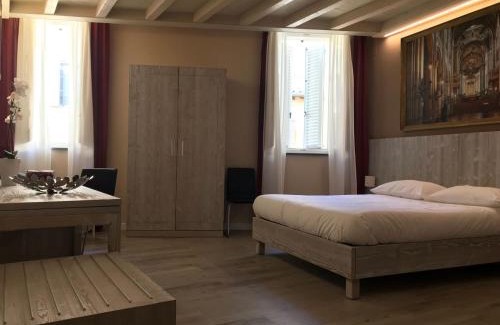 Parma City Centre Apartamento | Palazzo Domanto Apartments Parma