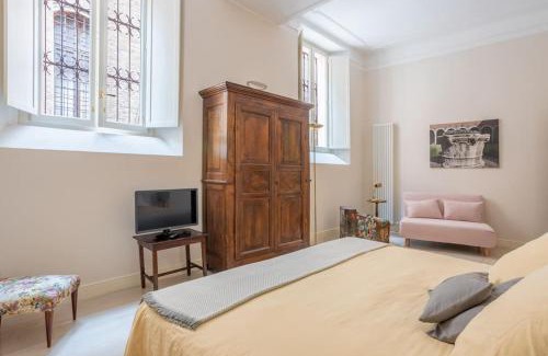 Ferrara Historic Centre Apartamento | PALAZZO SABBIONI APPARTAMENTO LUSSO due CAMERE SOGGIORNO CUCINA