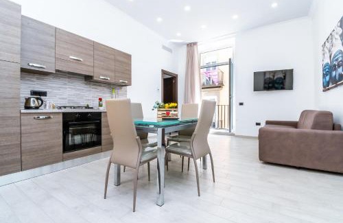 Naples City Centre Apartamento | Palazzo Settembrini 49
