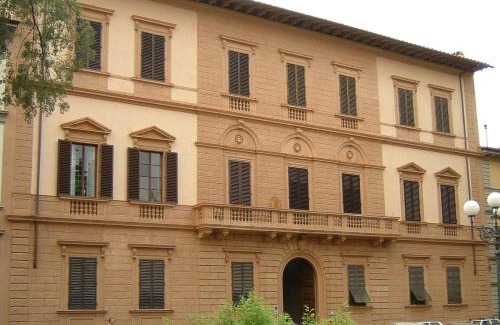 Sant' Ambrogio Cama Y Desayuno | PALAZZO TESTA - LOCAZIONE TURISTICA