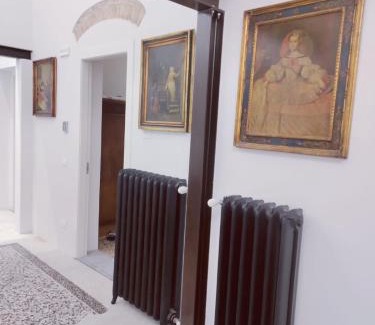 Sant' Ambrogio Cama Y Desayuno | PALAZZO TESTA - LOCAZIONE TURISTICA