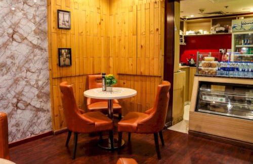 Naif Hotel | Palette Phoenix Hotel