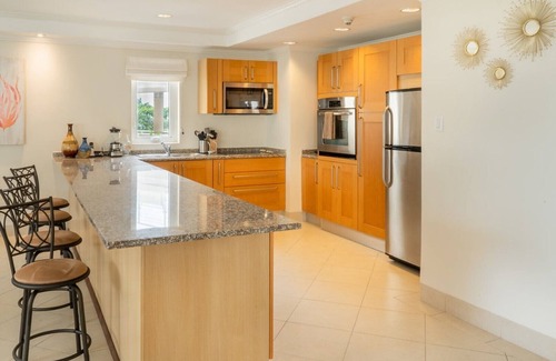 Marine Gardens Condominio | Palm Beach 410, Beachfront, Hastings, Christ Church, , Barbados
