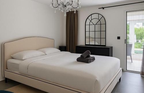 Pointe Croisette Apartamento | Palm beach apartment with swimming pool in a residence