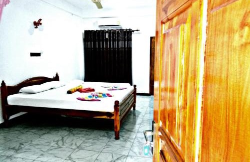 Uppuveli Complejo | Palm Beach Resort by Yosha Guest
