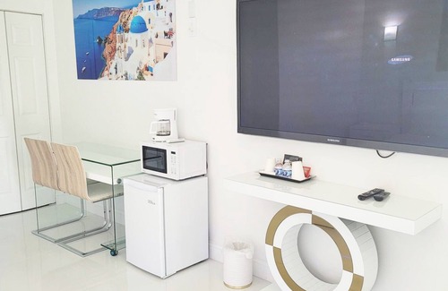 Lake Worth Hotel | Palm Breeze Hotel