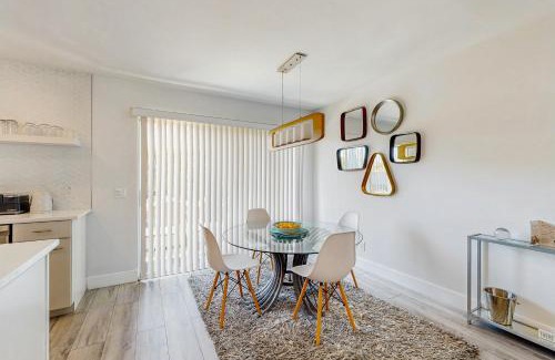Palm Desert Apartamento | Palm Breeze