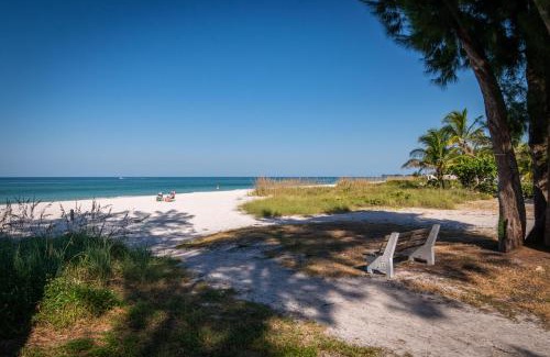 Ilexhurst Casa | Palm Cay 4