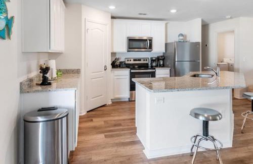 Palm Coast Casa | Palm Coast Coquina Escape with Fire Pit Near Beach