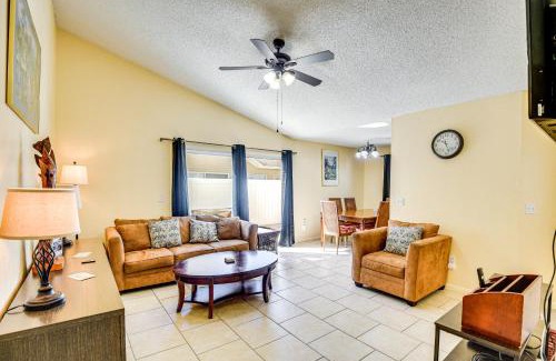 Palm Harbor Casa | Palm Coast Home with Hot Tub - 3 Mi to Beaches!