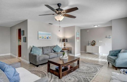 Palm Harbor Casa | Palm Coast Paradise - Firepit Beach 5BR