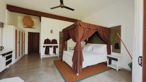 Kathaluwa Hotel | Palm Garden Ayurveda Resort