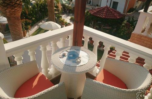Pangaio Apartamento | Palm Garden Villa