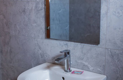 Kampala Casa | Palm Gardens and Guest House