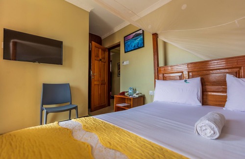 Kampala Casa | Palm Gardens and Guest House